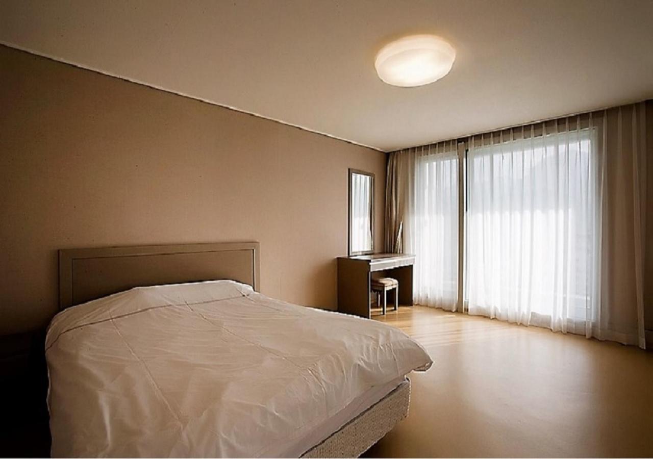 Seorak I-Park Condo Сокчхо Экстерьер фото